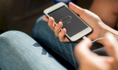 Adolescente de 17 Anos Morre Após Choque Elétrico com Celular em Itumbiara GO