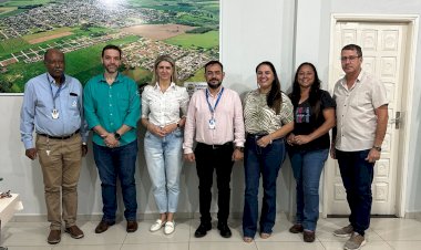 Rede de esgoto em Eldorado: autoridades discutem ampliação do saneamento básico