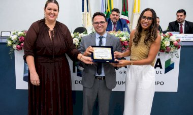 CÂMARA DE MIRANDA HOMENAGEIA DEPUTADO ESTADUAL PEDROSSIAN PELOS SERVIÇOS PRESTADOS AO MUNICÍPIO
