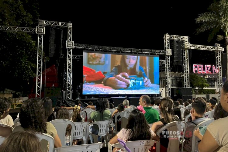 Cinema na Rua alegra moradores de Eldorado-MS